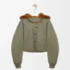 Parka corta de algodón verde caqui Parka corta de algodón verde caqui