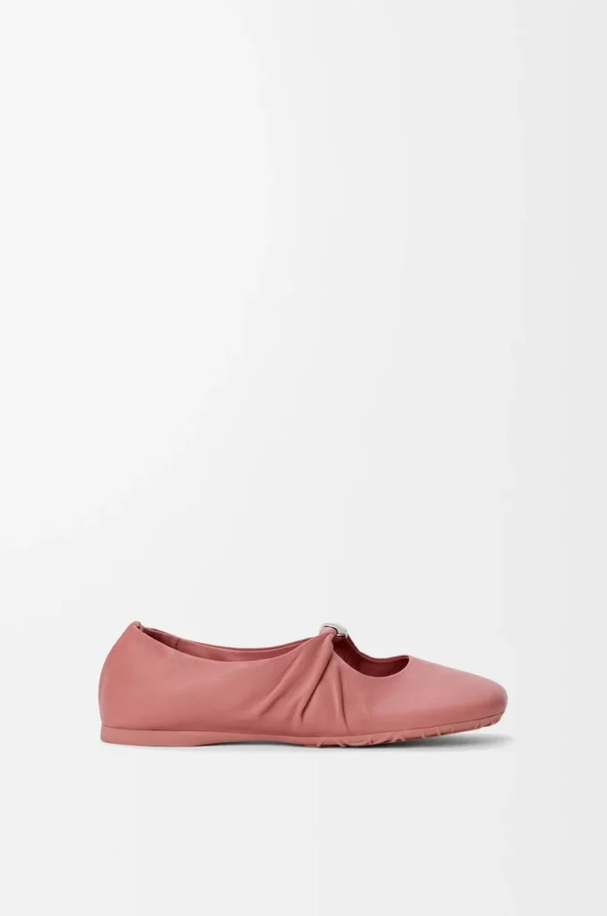 Pebble Bailarina suave de piel de cordero napa Blush Pebble Bailarina suave de piel de cordero napa Blush