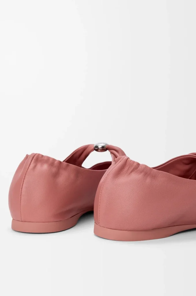 Pebble Bailarina suave de piel de cordero napa Blush Pebble Bailarina suave de piel de cordero napa Blush