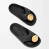 Sandalia Foam Pebble Negro/Dorado