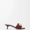 Sandalias Pebble de piel de becerro suave color burdeos Sandalias Pebble de piel de becerro suave color burdeos