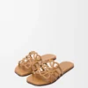 Sandalias Petal Anagram de piel de becerro suave color camel Sandalias Petal Anagram de piel de becerro suave color camel