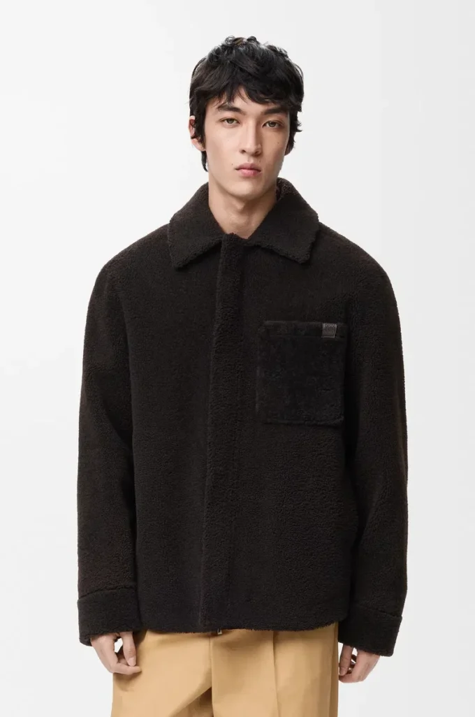 Sobrecamisa en piel de oveja marrón oscuro/marrón oscuro Sobrecamisa en piel de oveja marrón oscuro/marrón oscuro