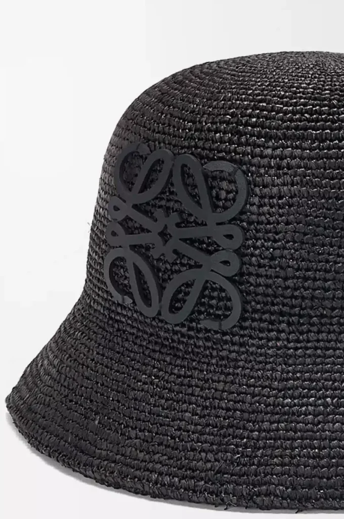 Sombrero de pescador de rafia y piel de becerro Negro