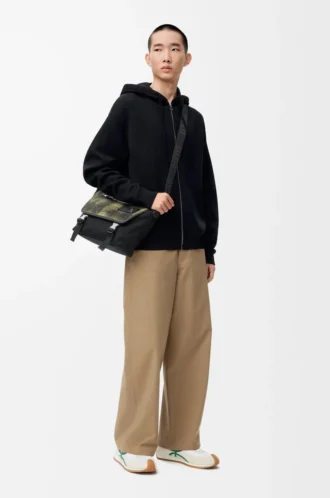 Sudadera con capucha y cremallera Anagram en lana negra Sudadera con capucha y cremallera Anagram en lana negra