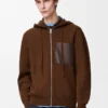 Sudadera con capucha y cremallera de lana marrón