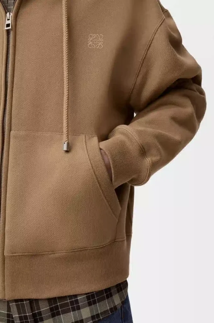 Sudadera con capucha y cremallera en algodón beige/azul Sudadera con capucha y cremallera en algodón beige/azul