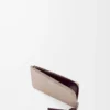 Tarjetero con nudo en piel de becerro napa brillante Clay/Plum Tarjetero con nudo en piel de becerro napa brillante Clay/Plum