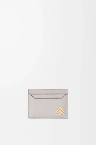 Tarjetero liso Anagram en piel de becerro granulada Light Ghost Grey