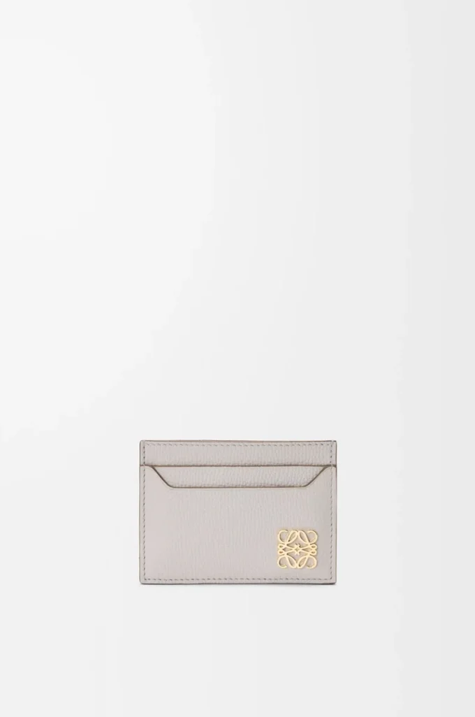 Tarjetero liso Anagram en piel de becerro granulada Light Ghost Grey