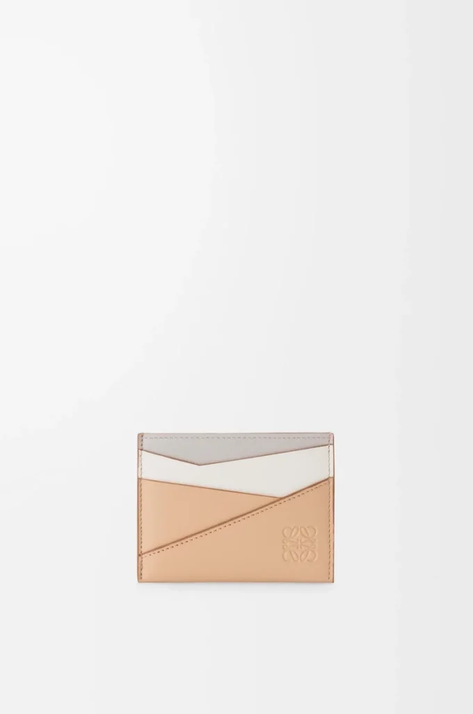Tarjetero liso Puzzle en piel de becerro clásica Ghost/Silky Beige