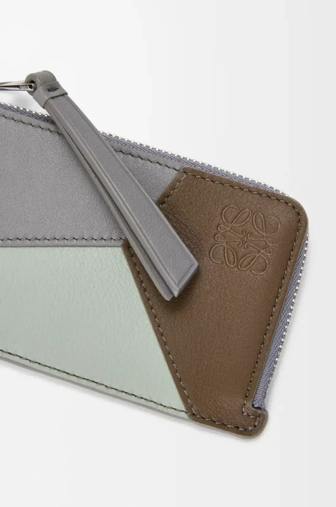 Tarjetero monedero Puzzle en piel de becerro clásica marrón invierno/gris ceniza