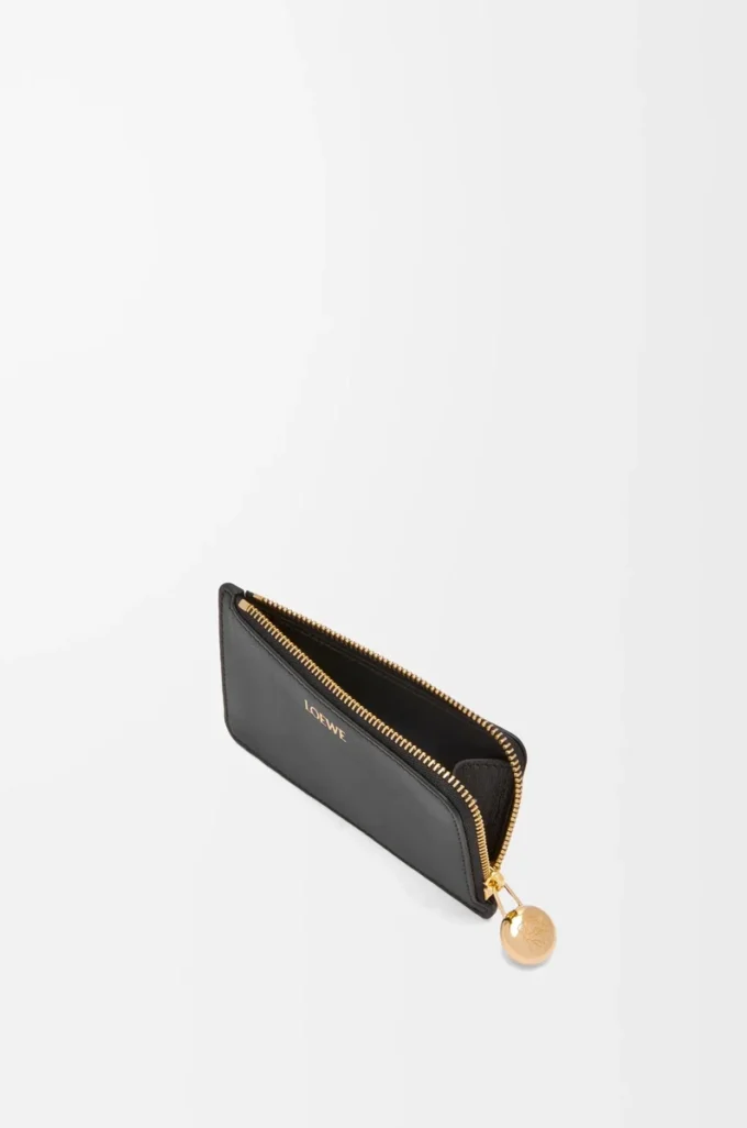 Tarjetero Pebble en piel de becerro napa brillante Black Tarjetero Pebble en piel de becerro napa brillante Black