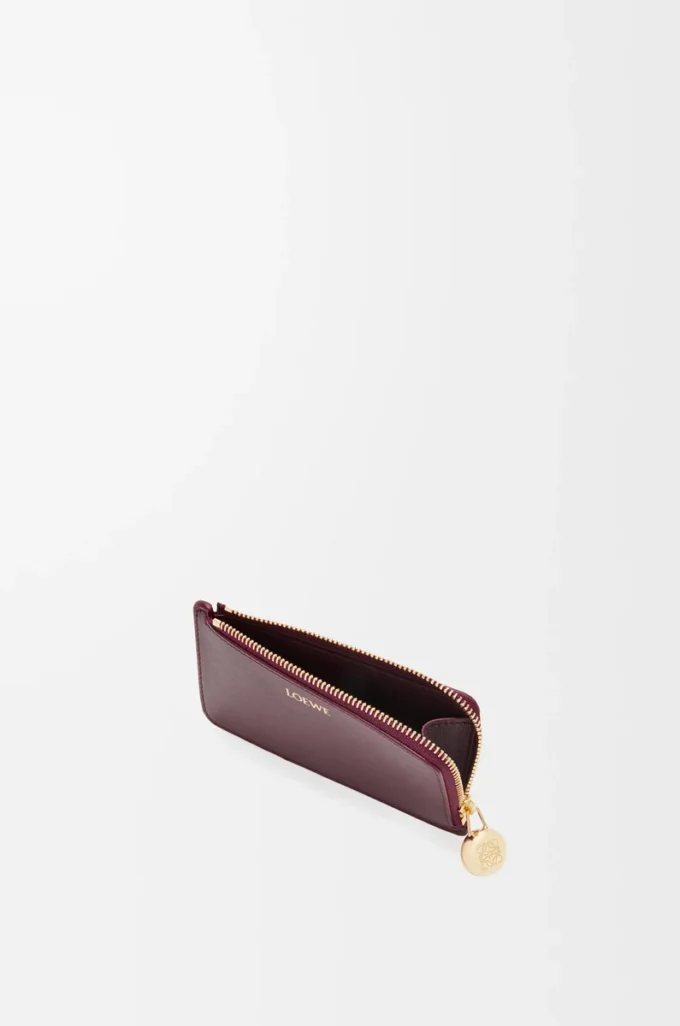 Tarjetero Pebble en piel de becerro napa brillante Burgundy Tarjetero Pebble en piel de becerro napa brillante Burgundy