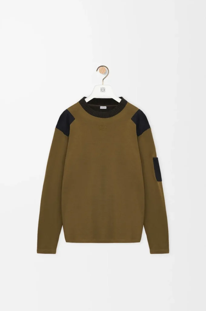 Top de manga larga en mezcla de algodón caqui/negro