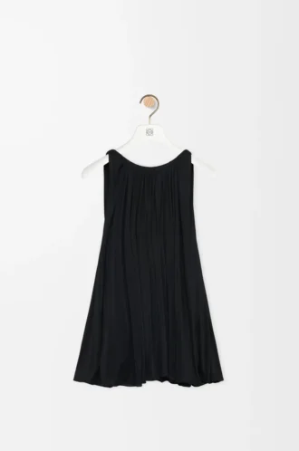Top halter de viscosa negro