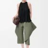 Top halter de viscosa negro Top halter de viscosa negro