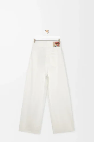 Vaqueros cruzados en denim. Blanco Vaqueros cruzados en denim. Blanco