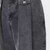 Vaqueros en denim negro