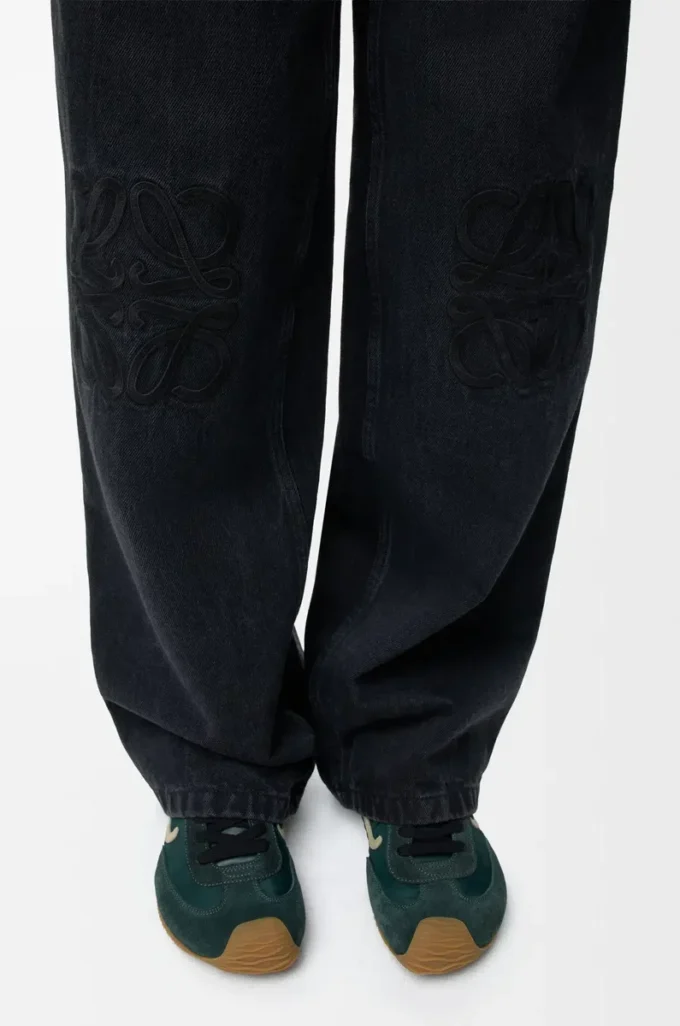 Vaqueros holgados Anagram en denim Negro