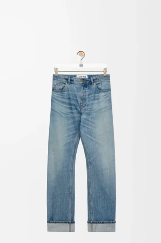 Vaqueros rectos en denim azul vintage Vaqueros rectos en denim azul vintage