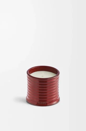 Vela perfumada Midi Sweet Almond, color rojo