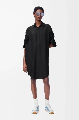 Vestido camisero de seda negro