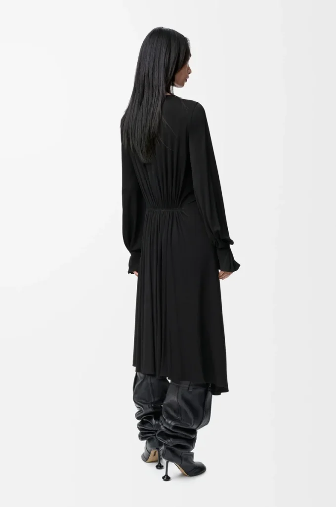 Vestido de viscosa negro Vestido de viscosa negro