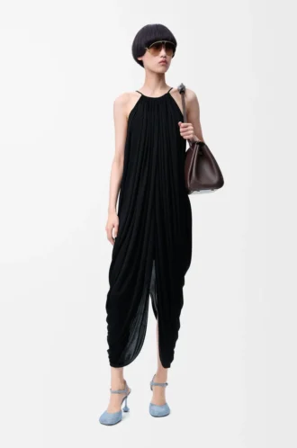 Vestido drapeado de seda negro