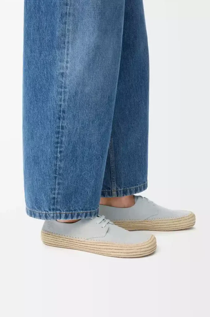 Zapatos con cordones Rio de ante y rafia Gris claro