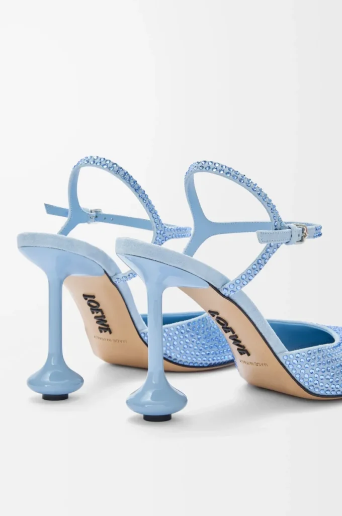 Zapatos de salón con correa al tobillo Toy en ante azul bebé adornado con pedrería